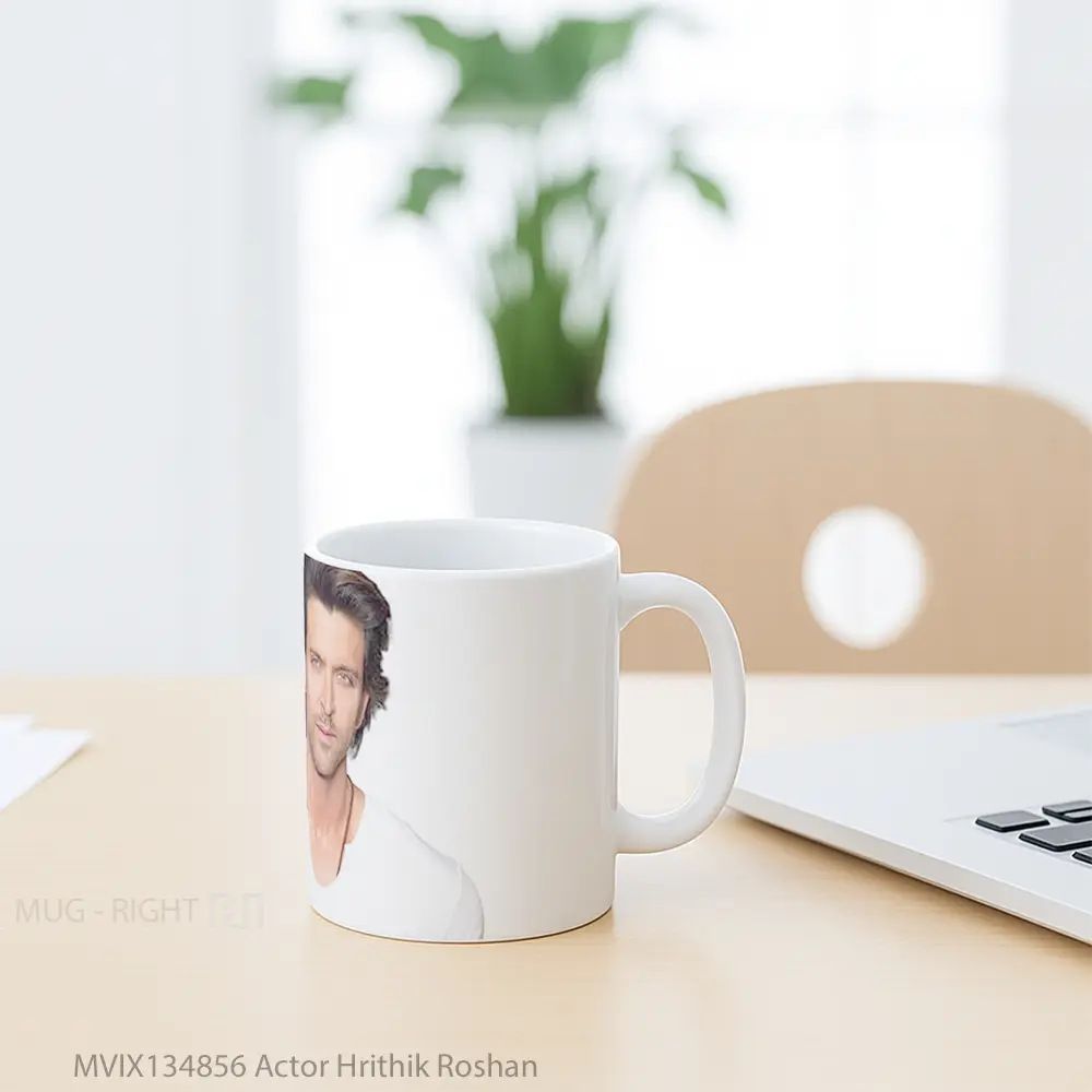 Mug Actor Hrithik Roshan Gelas Keramik Unik - All-side / Desain