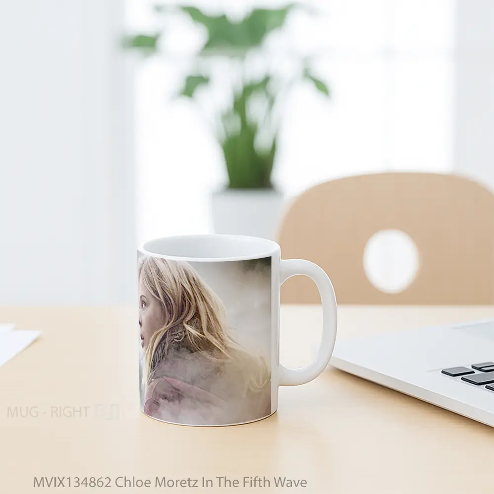 Mug Chloe Moretz In The Fifth Wave Gelas Keramik Unik - All-side / Desain