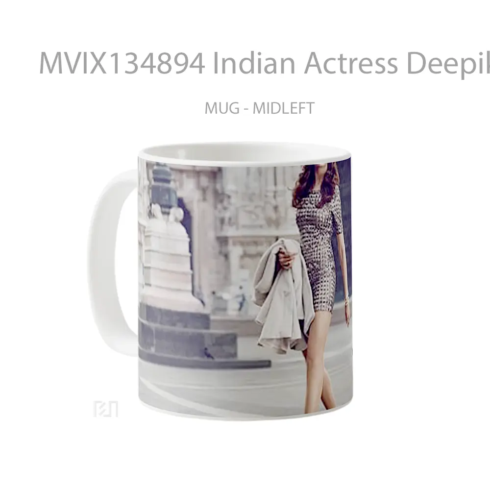 Mug Indian Actress Deepika Padukone Gelas Keramik Unik - All-side / Desain