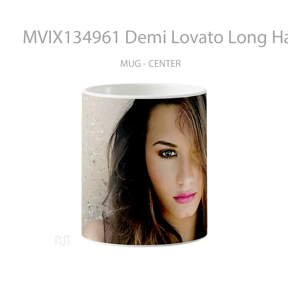 Mug Demi Lovato Long Hair Gelas Selebriti
