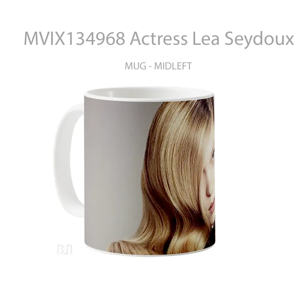 Mug Actress Lea Seydoux Gelas Keramik Unik - All-side / Desain