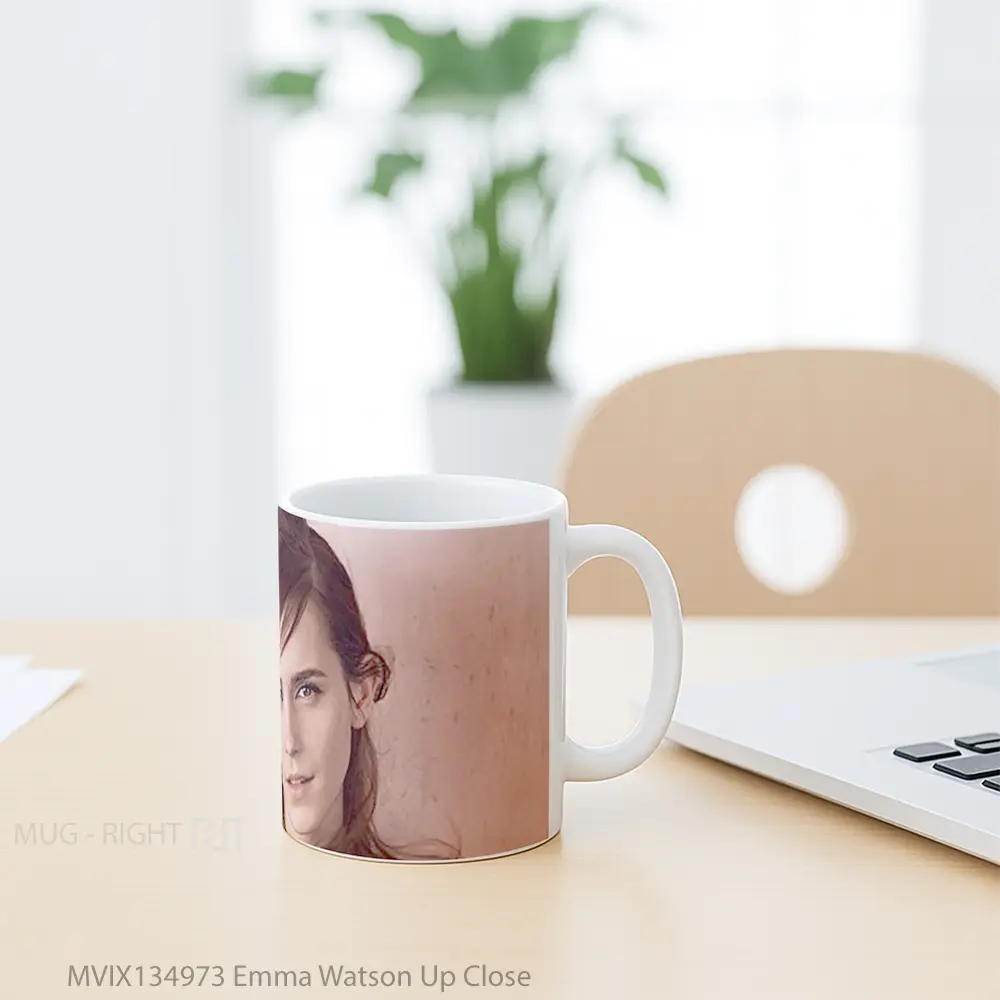 Mug Emma Watson Up Close Gelas Selebriti - All-side / Desain