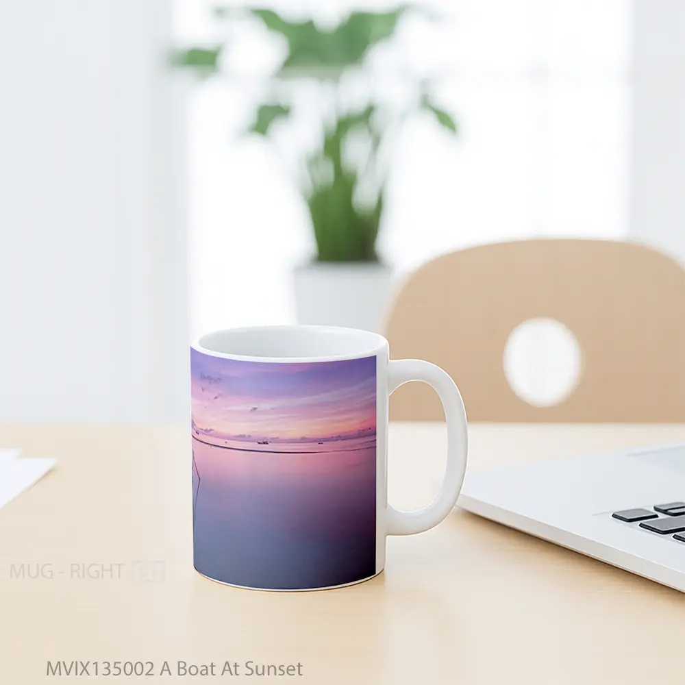 Mug A Boat At Sunset Gelas Pemandangan Alam - All-side / Desain