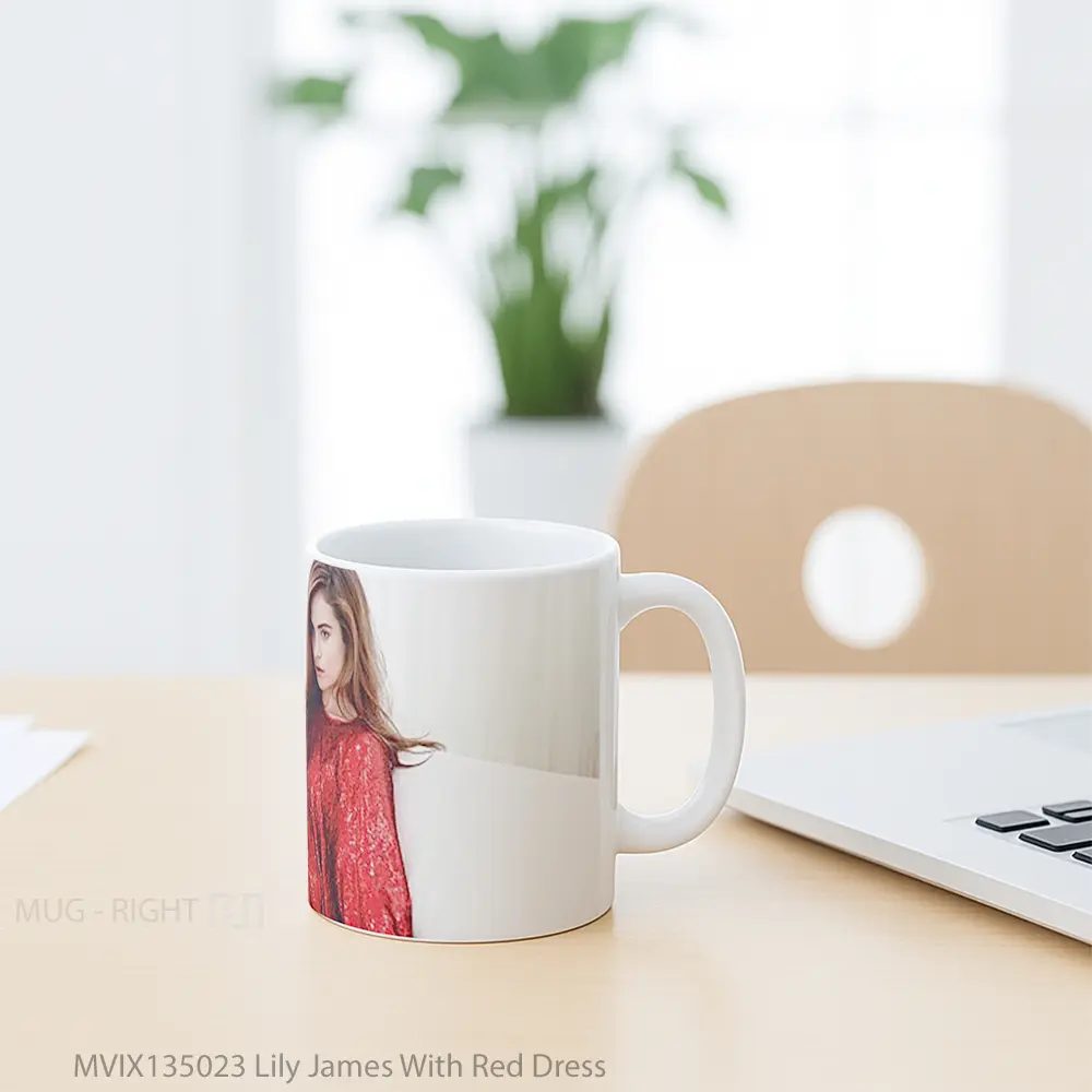 Mug Lily James With Red Dress Gelas Keramik Unik - All-side / Desain