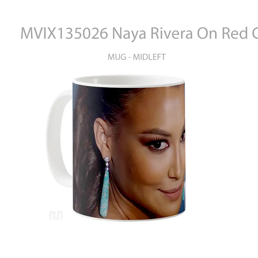 Mug Naya Rivera On Red Carpet Gelas Keramik Unik - All-side / Desain