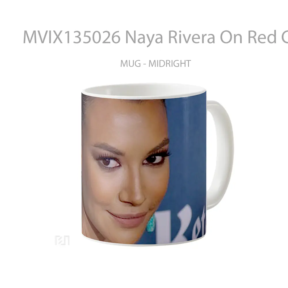 Mug Naya Rivera On Red Carpet Gelas Keramik Unik - All-side / Desain