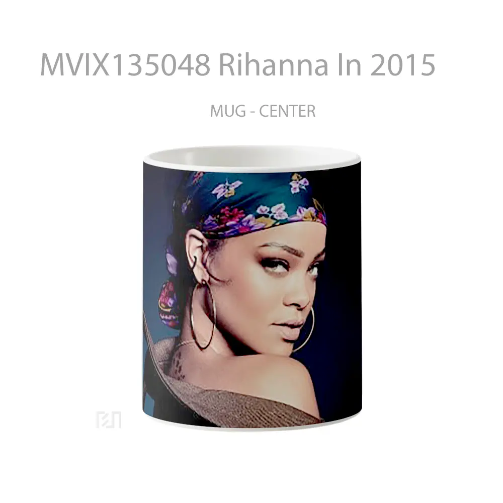 Mug Rihanna In 2015 Gelas Selebriti