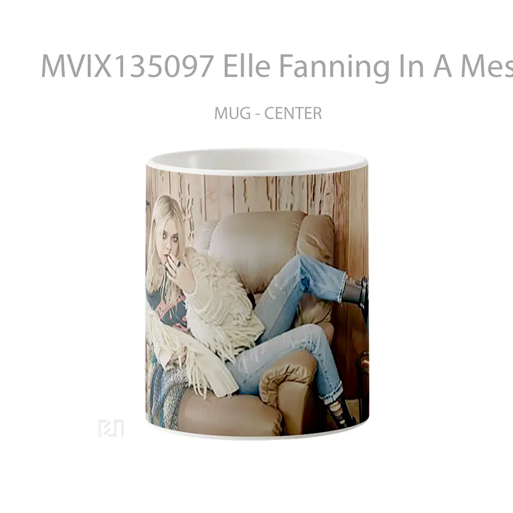 Mug Elle Fanning In A Messy Room Gelas Keramik Unik