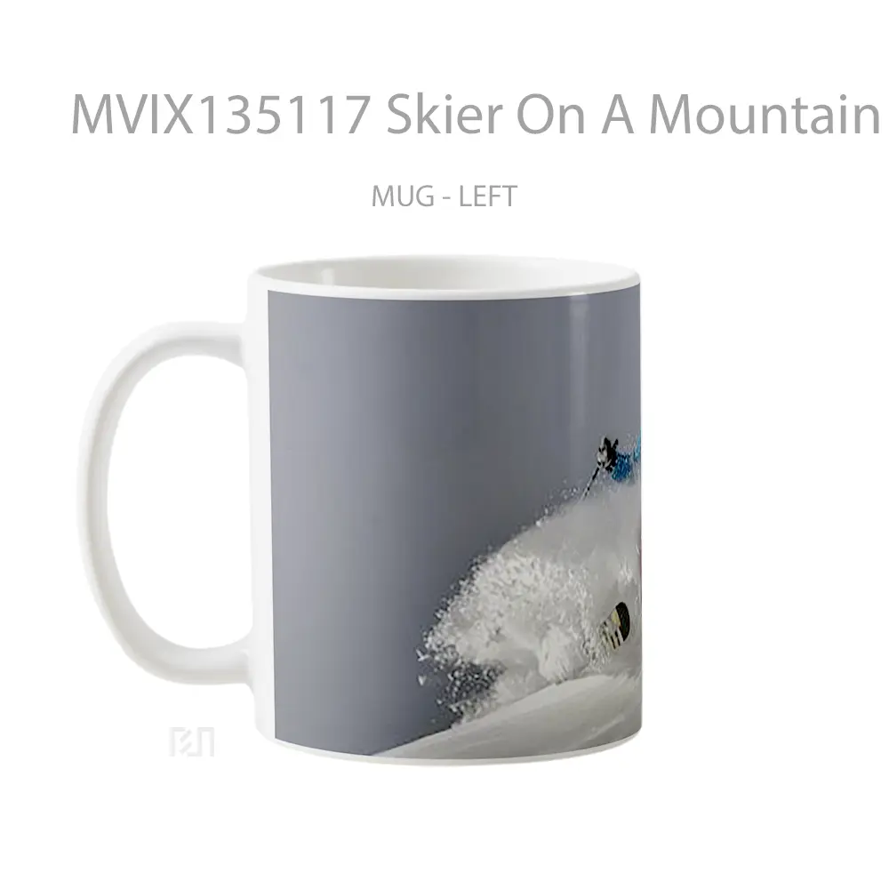 Mug Skier On A Mountain Gelas Pemandangan Alam - All-side / Desain