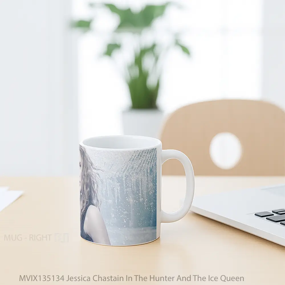 Mug Jessica Chastain In The Hunter And The Ice Queen Gelas Keramik Unik - All-side / Desain