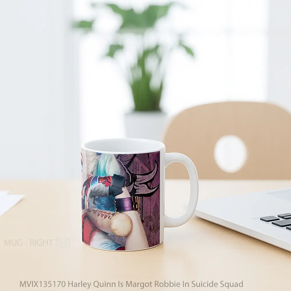 Mug Harley Quinn Is Margot Robbie In Suicide Squad Gelas Keramik Unik - All-side / Desain