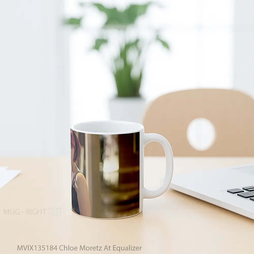 Mug Chloe Moretz At Equalizer Gelas Keramik Unik - All-side / Desain