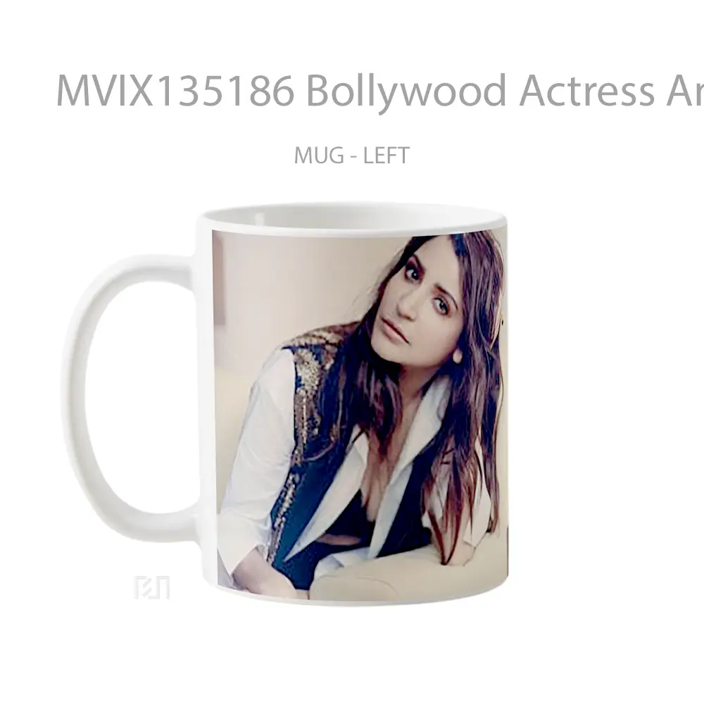 Mug Bollywood Actress Anushka Sharma V2 Gelas Keramik Unik - All-side / Desain