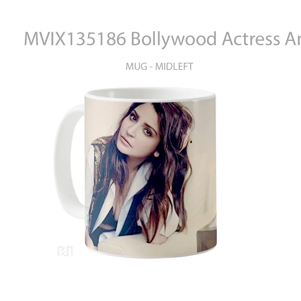 Mug Bollywood Actress Anushka Sharma V2 Gelas Keramik Unik - All-side / Desain