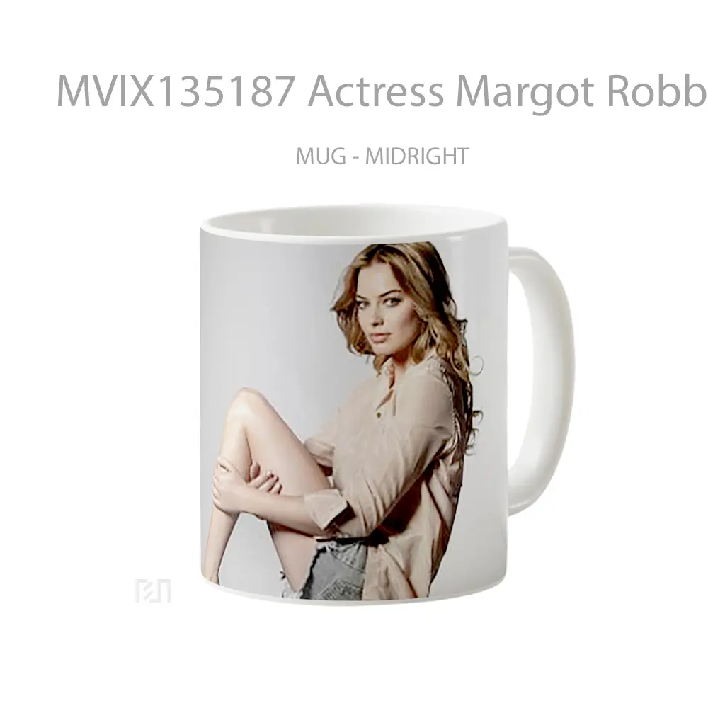 Mug Actress Margot Robbie Chestnut Gelas Keramik Unik - All-side / Desain