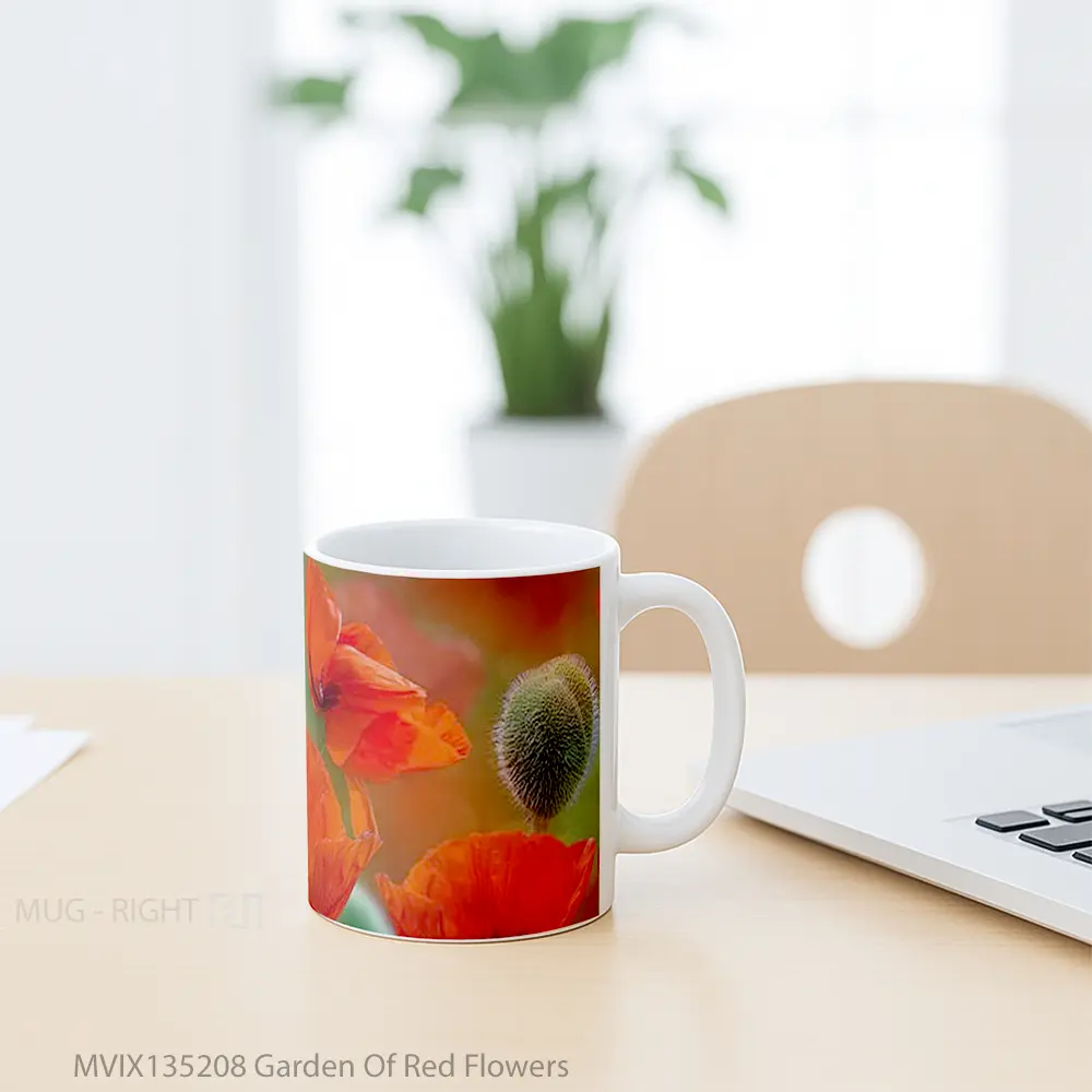 Mug Garden Of Red Flowers Gelas Pemandangan Alam - All-side / Desain