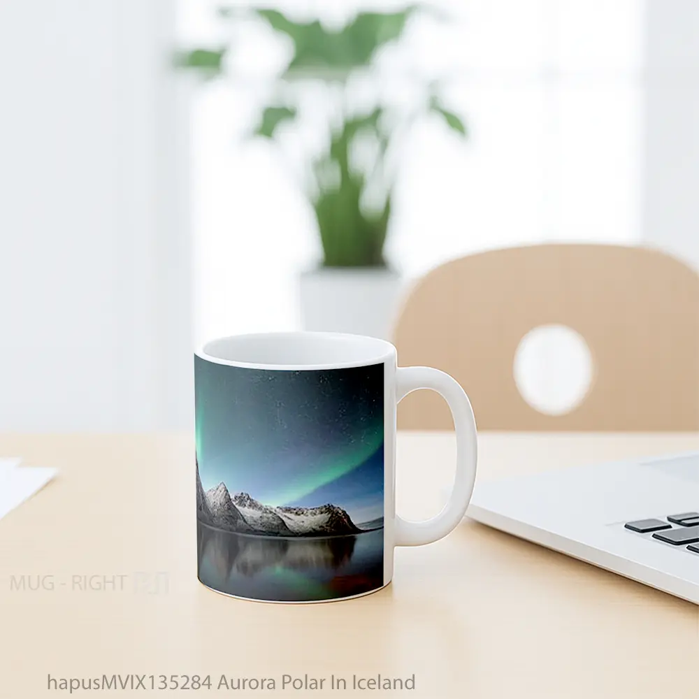 Mug Aurora Polar In Iceland Gelas Keramik Unik - All-side / Desain
