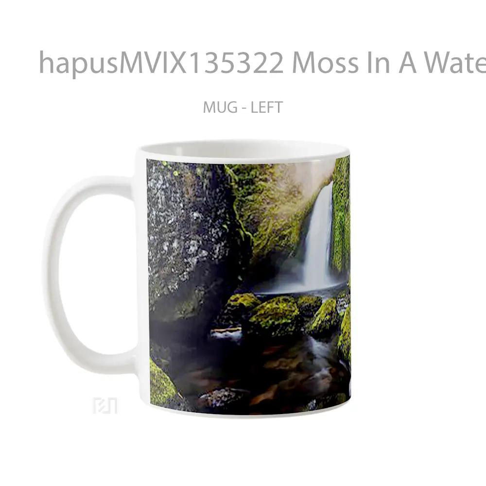 Mug Moss In A Waterfall Gelas Pemandangan Alam - All-side / Desain