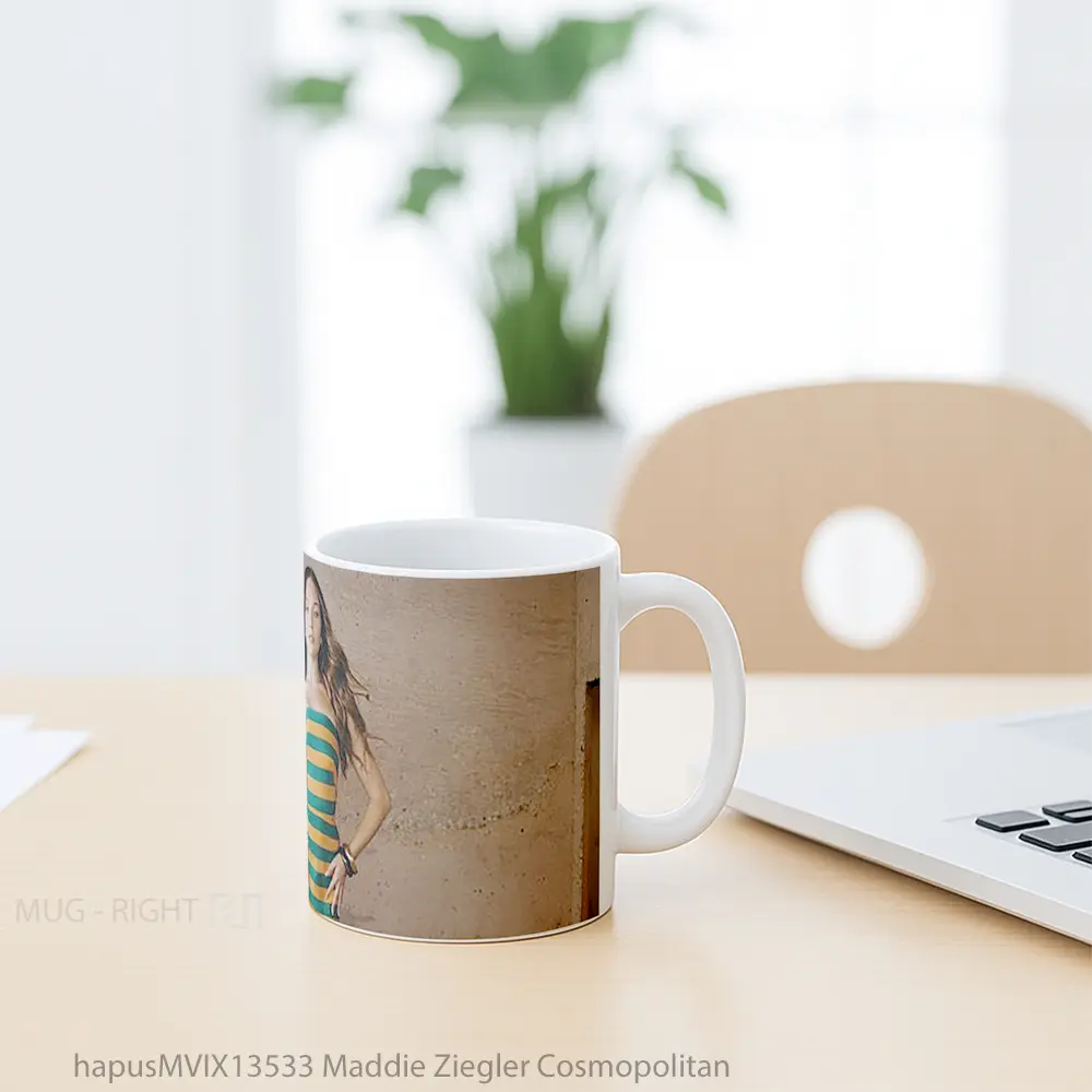 Mug Maddie Ziegler Cosmopolitan Gelas Keramik Unik - All-side / Desain