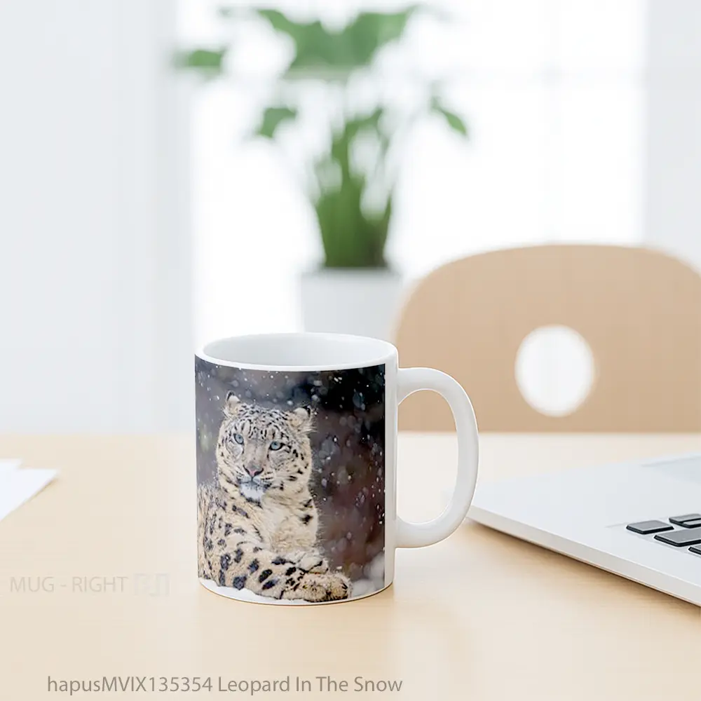 Mug Leopard In The Snow Gelas Pemandangan Alam - All-side / Desain