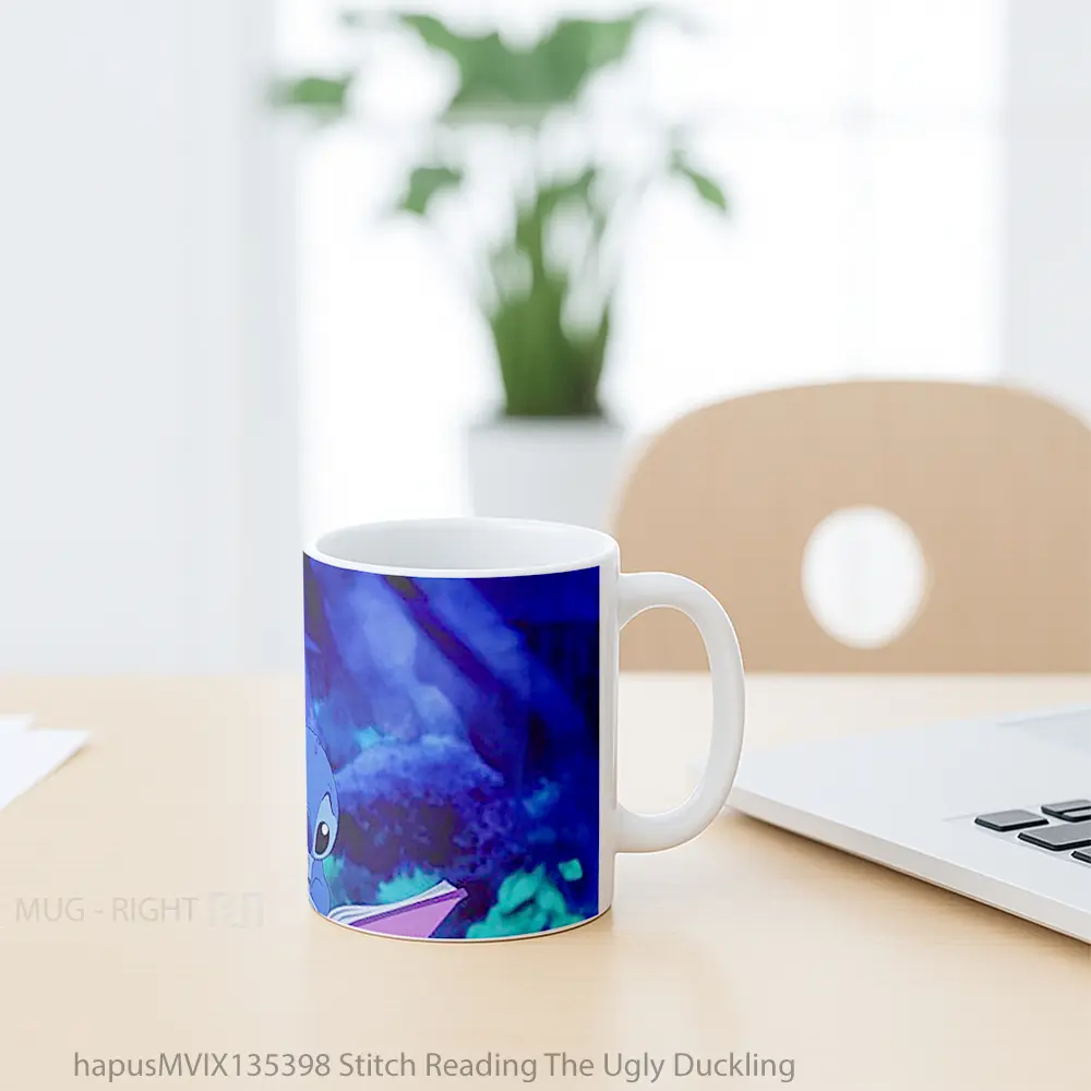 Mug Stitch Reading The Ugly Duckling Gelas Keramik Unik - All-side / Desain