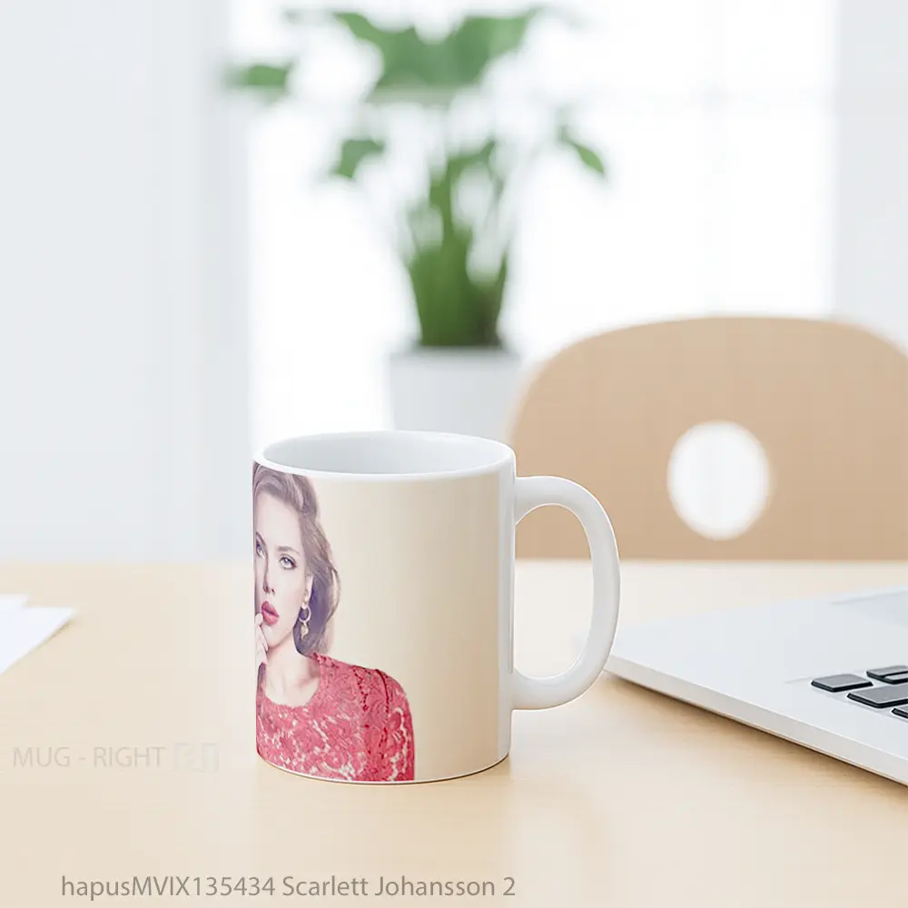 Mug Scarlett Johansson 2 Gelas Selebriti - All-side / Desain