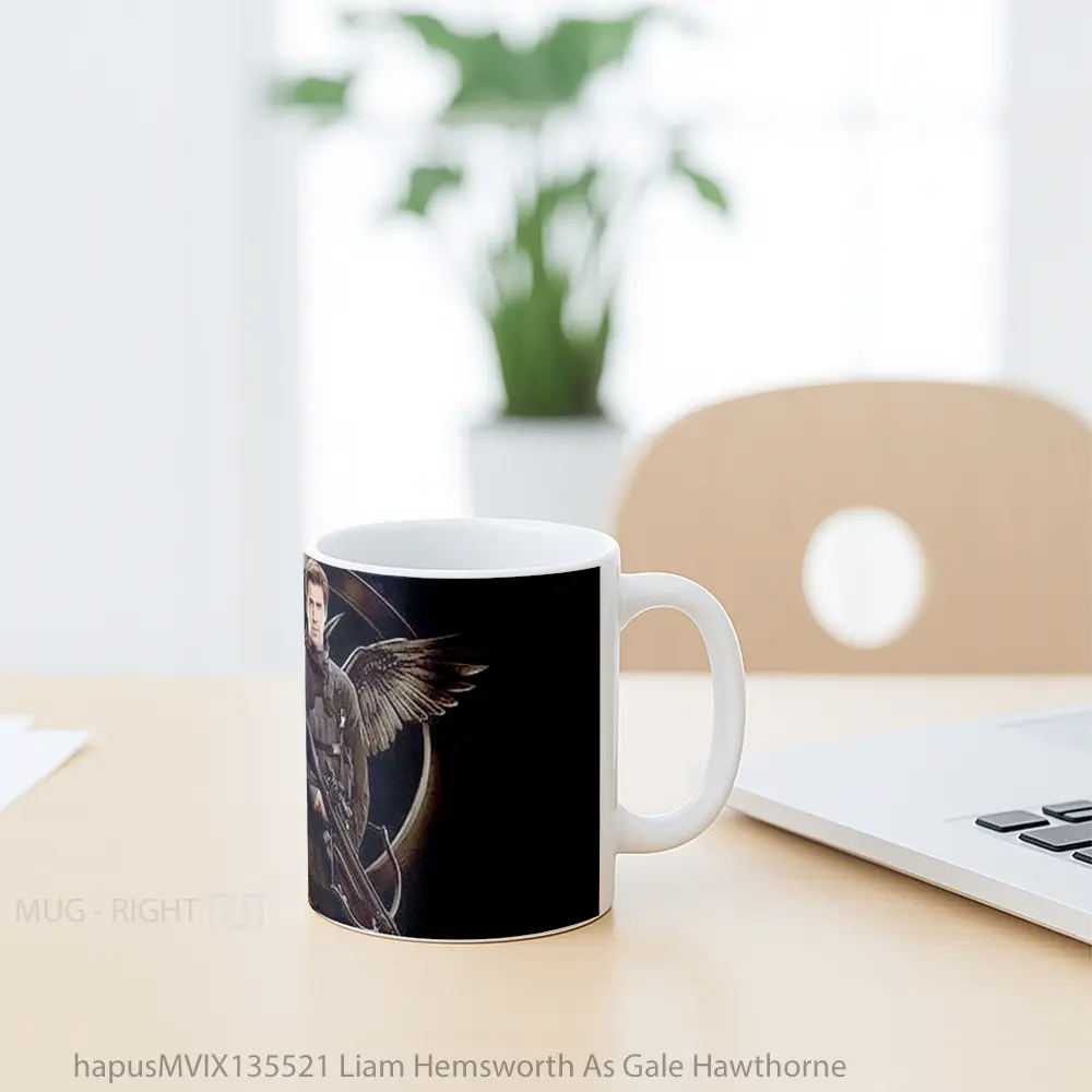 Mug Liam Hemsworth As Gale Hawthorne Gelas Keramik Unik - All-side / Desain