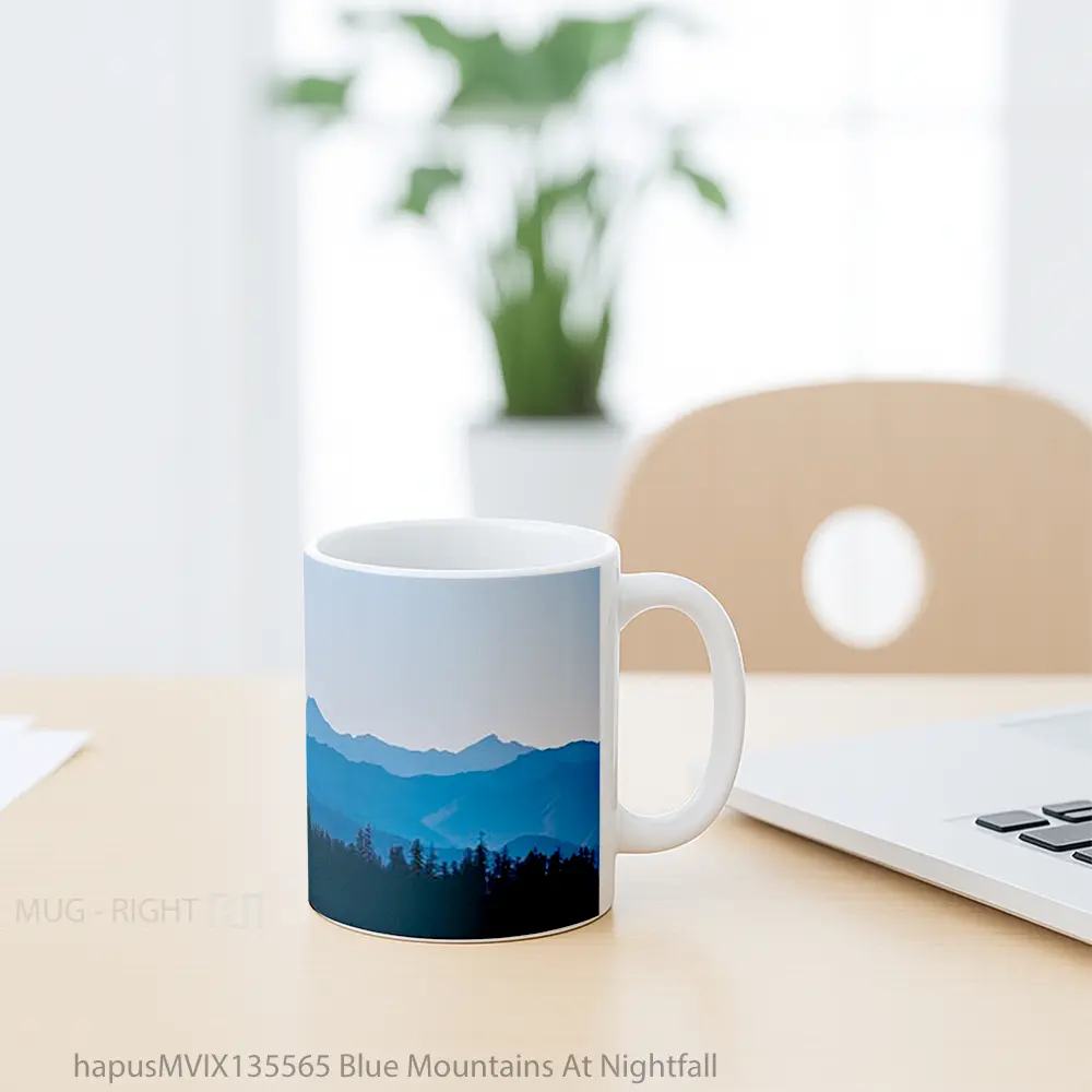 Mug Blue Mountains At Nightfall Gelas Pemandangan Alam - All-side / Desain