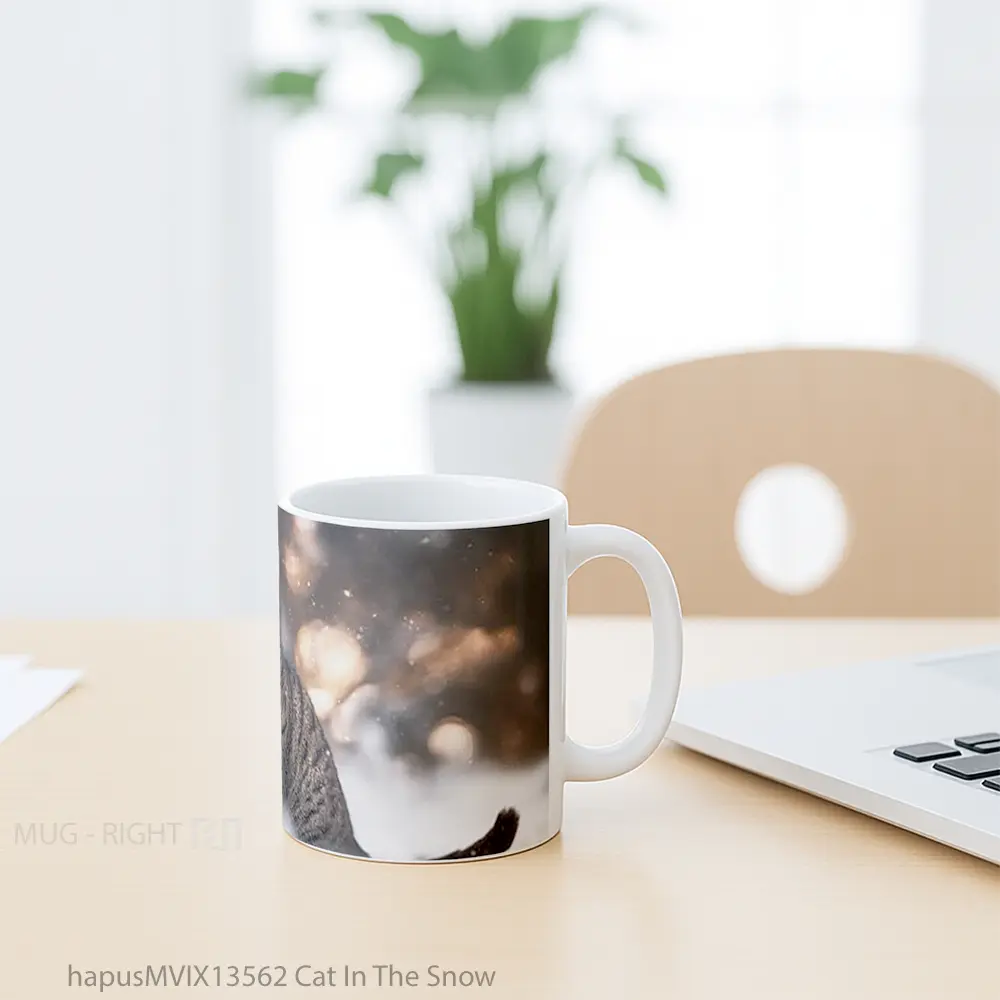 Mug Cat In The Snow Gelas Hewan Lucu - All-side / Desain