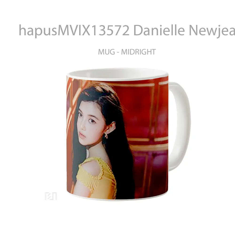 Mug Danielle Newjeans Gelas Keramik Unik - All-side / Desain