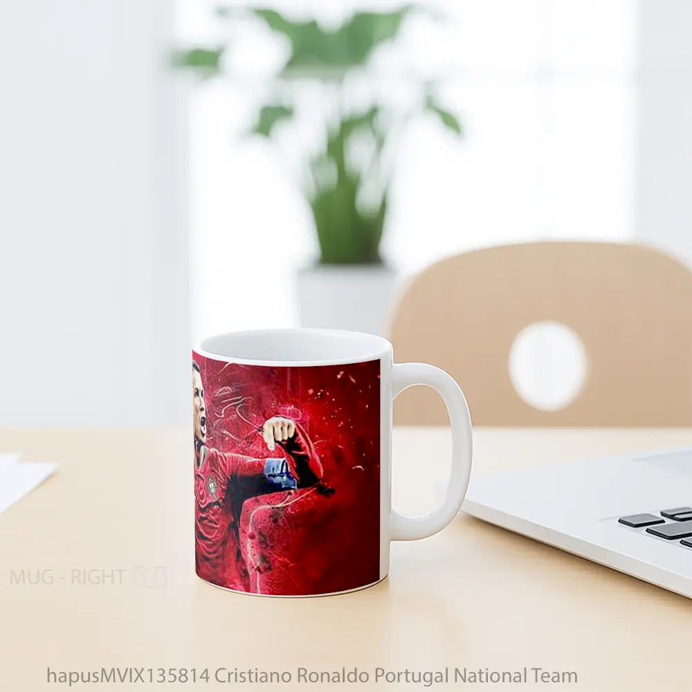 Mug Cristiano Ronaldo Portugal National Team Gelas Keramik Unik - All-side / Desain