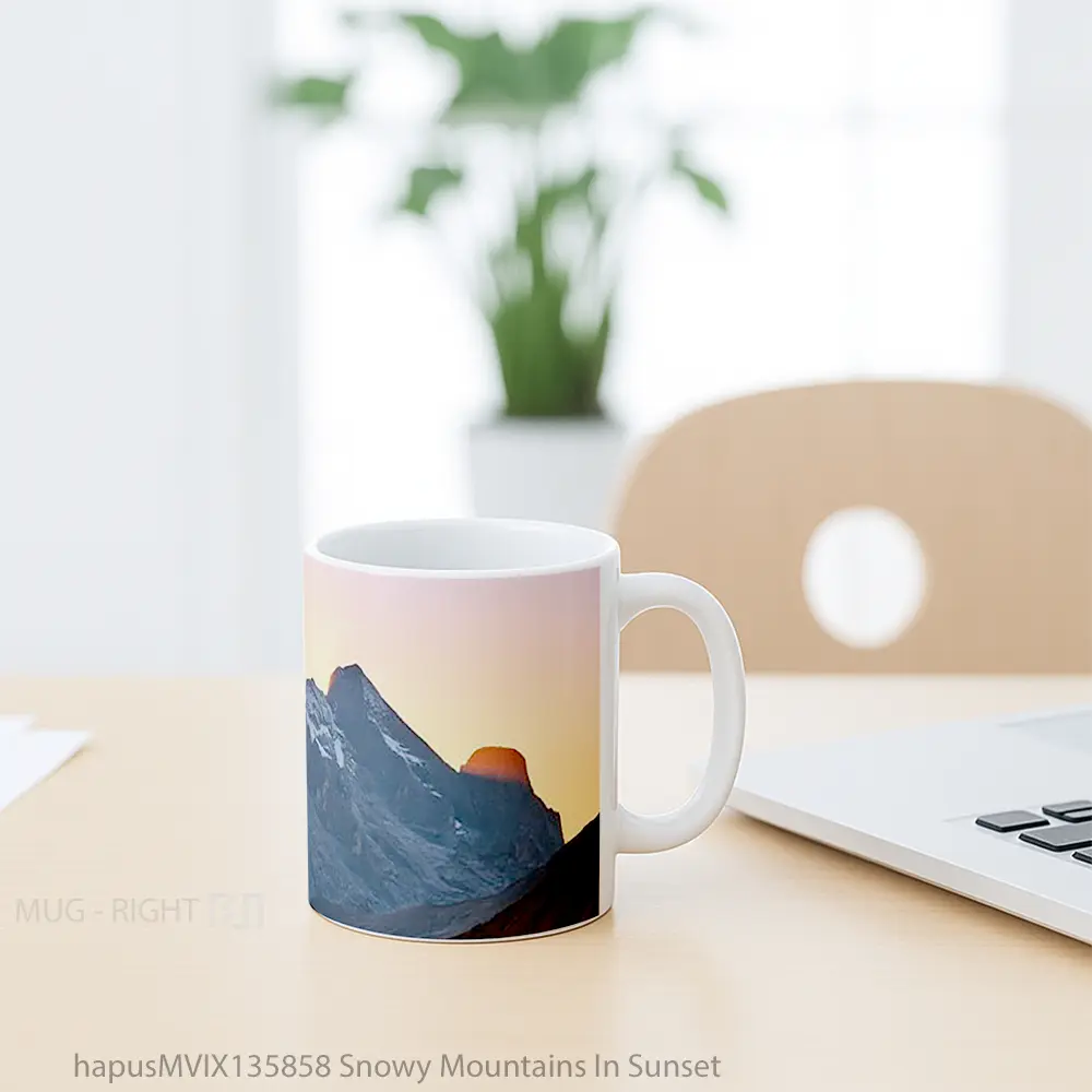 Mug Snowy Mountains In Sunset Gelas Pemandangan Alam - All-side / Desain
