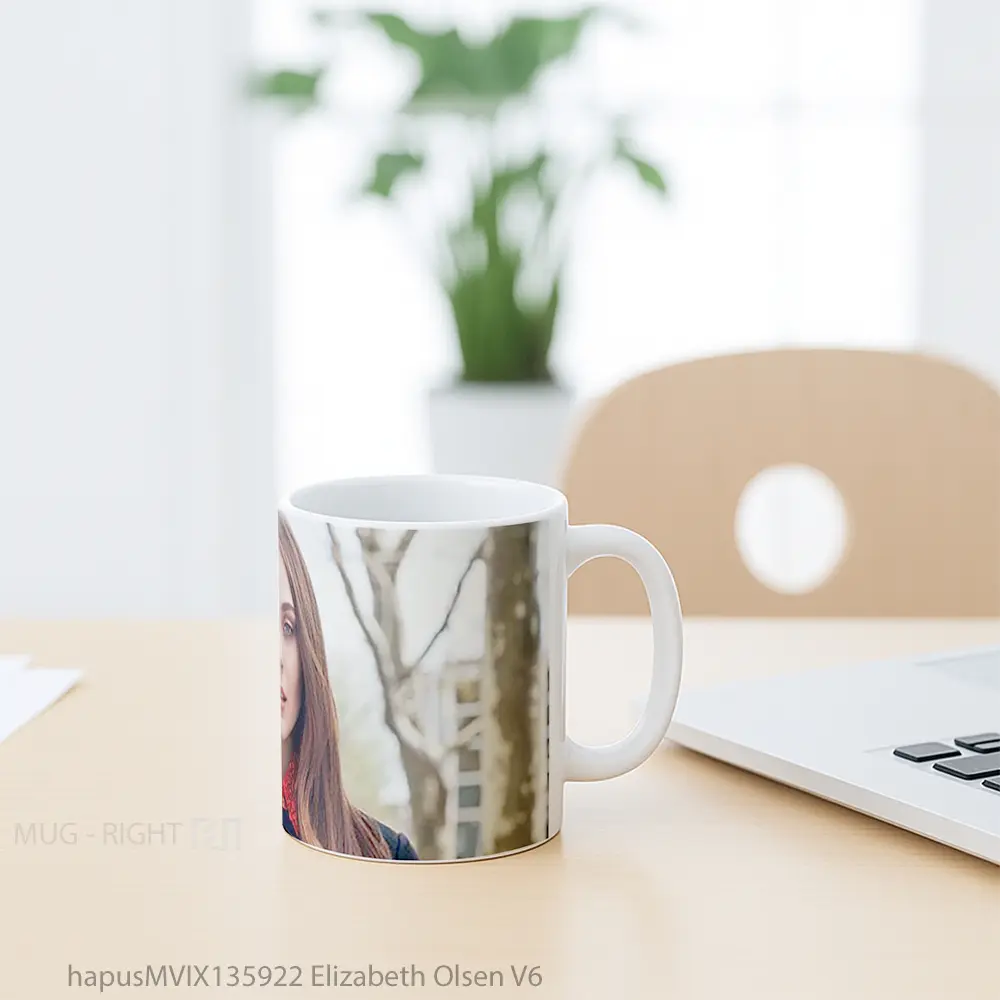Mug Elizabeth Olsen V6 Gelas Keramik Unik - All-side / Desain