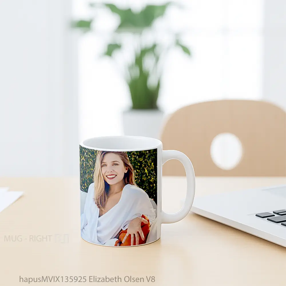 Mug Elizabeth Olsen V8 Gelas Keramik Unik - All-side / Desain