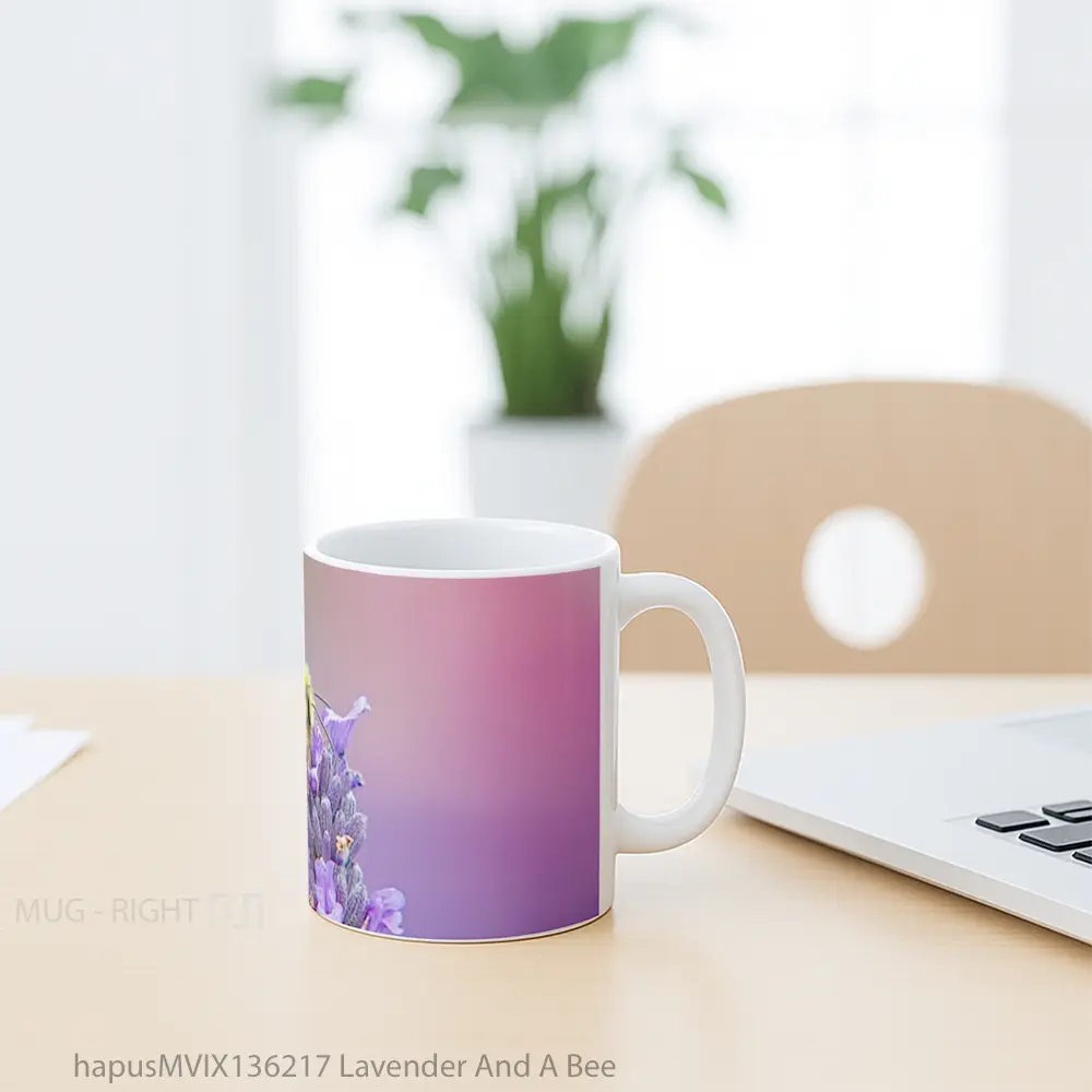 Mug Lavender And A Bee Gelas Hewan Lucu - All-side / Desain