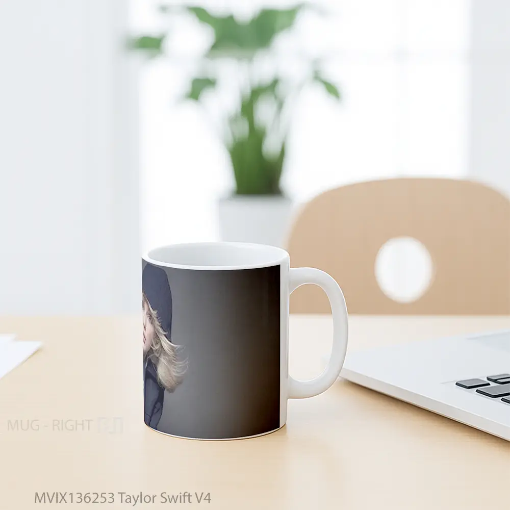 Mug Taylor Swift V4 Gelas Selebriti - All-side / Desain