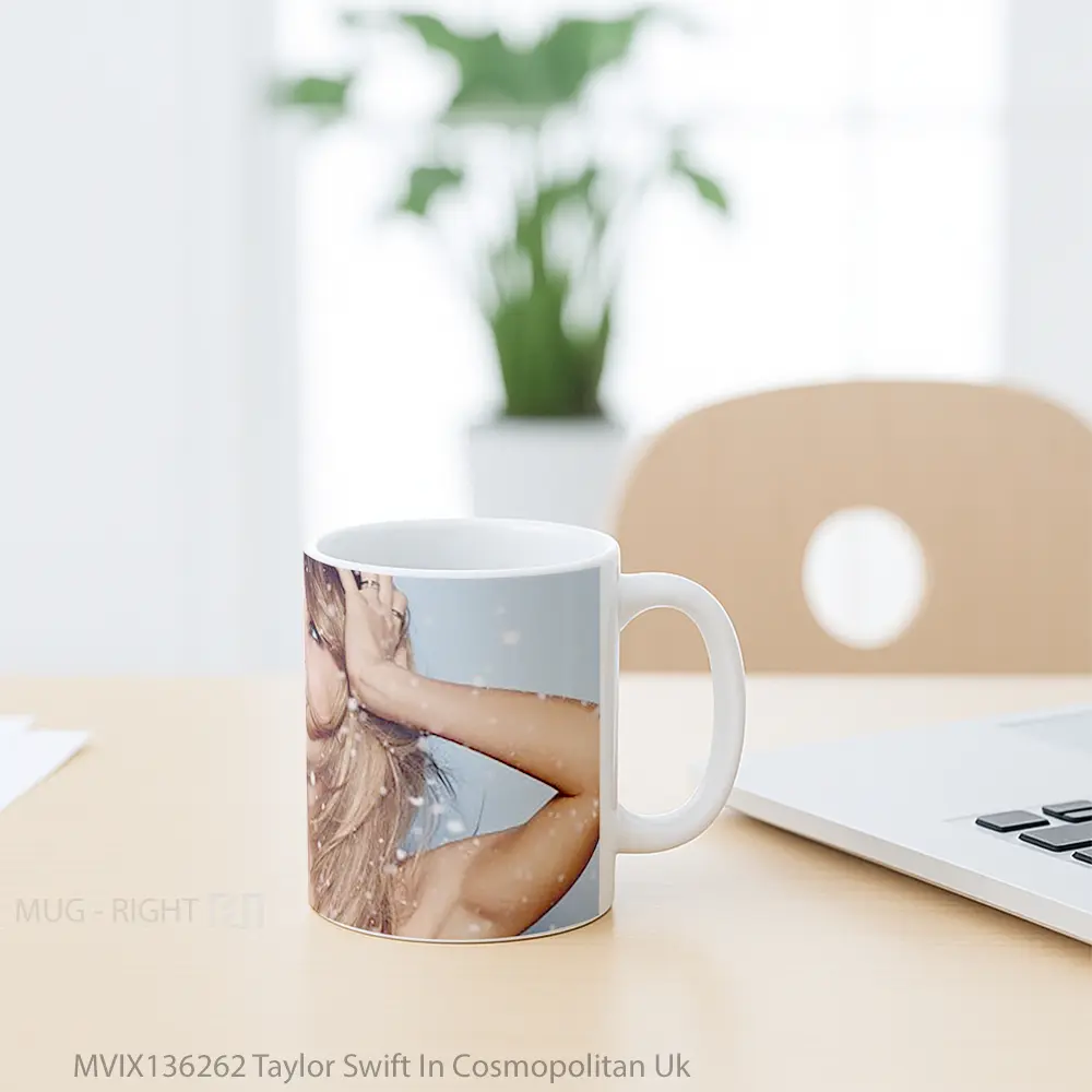 Mug Taylor Swift In Cosmopolitan Uk Gelas Selebriti - All-side / Desain