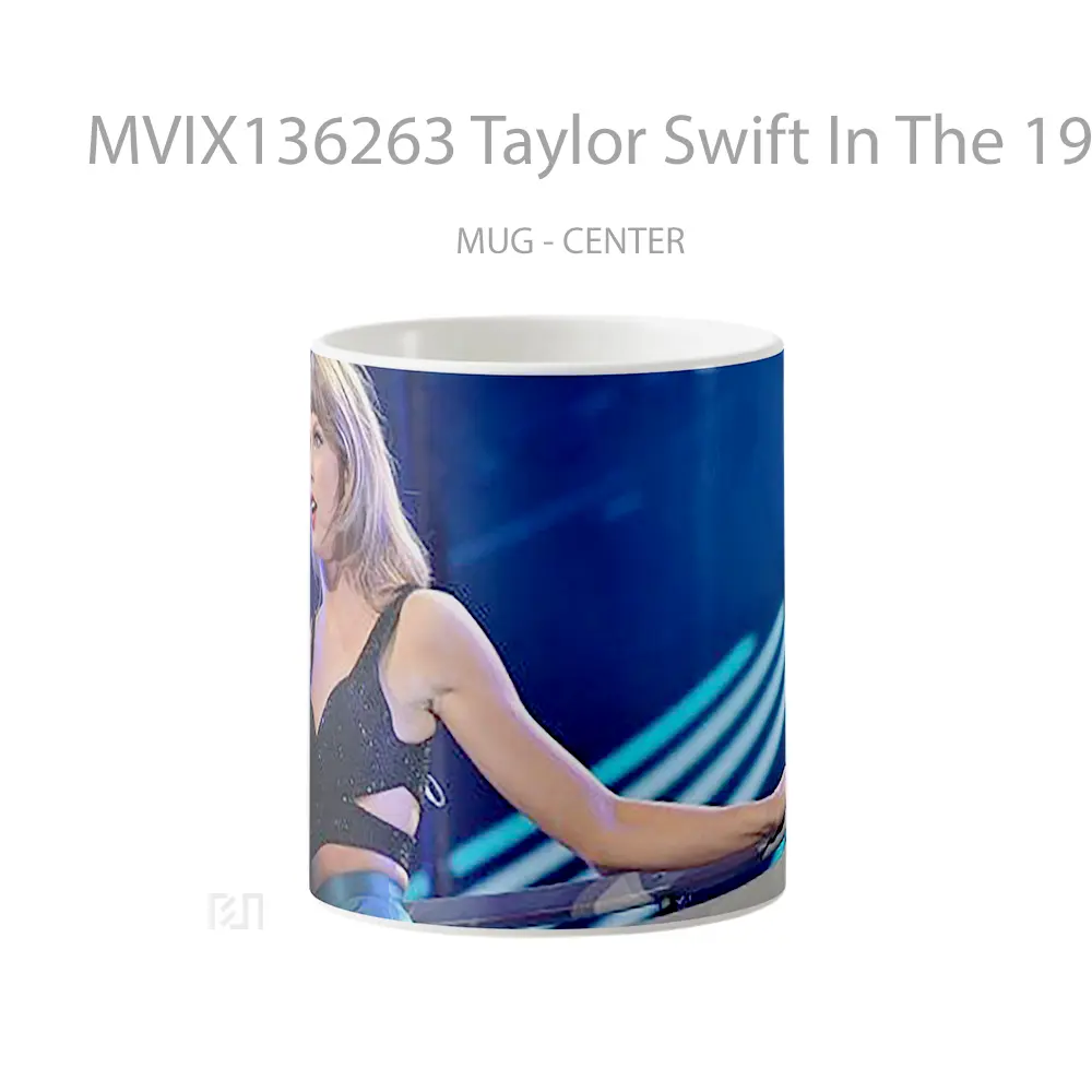 Mug Taylor Swift In The 1989 World Tour V1 Gelas Selebriti