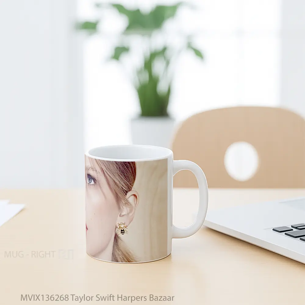 Mug Taylor Swift Harpers Bazaar Gelas Selebriti - All-side / Desain