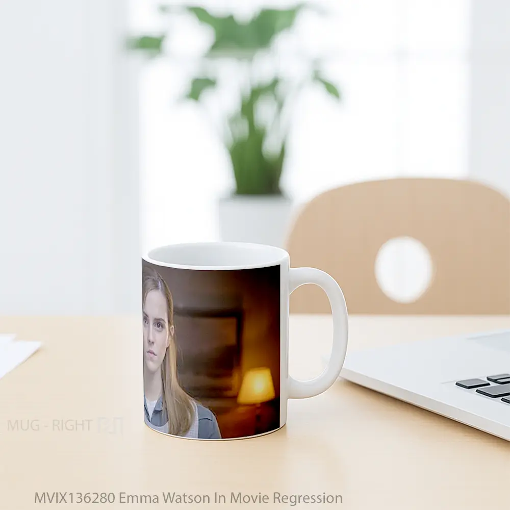 Mug Emma Watson In Movie Regression Gelas Selebriti - All-side / Desain