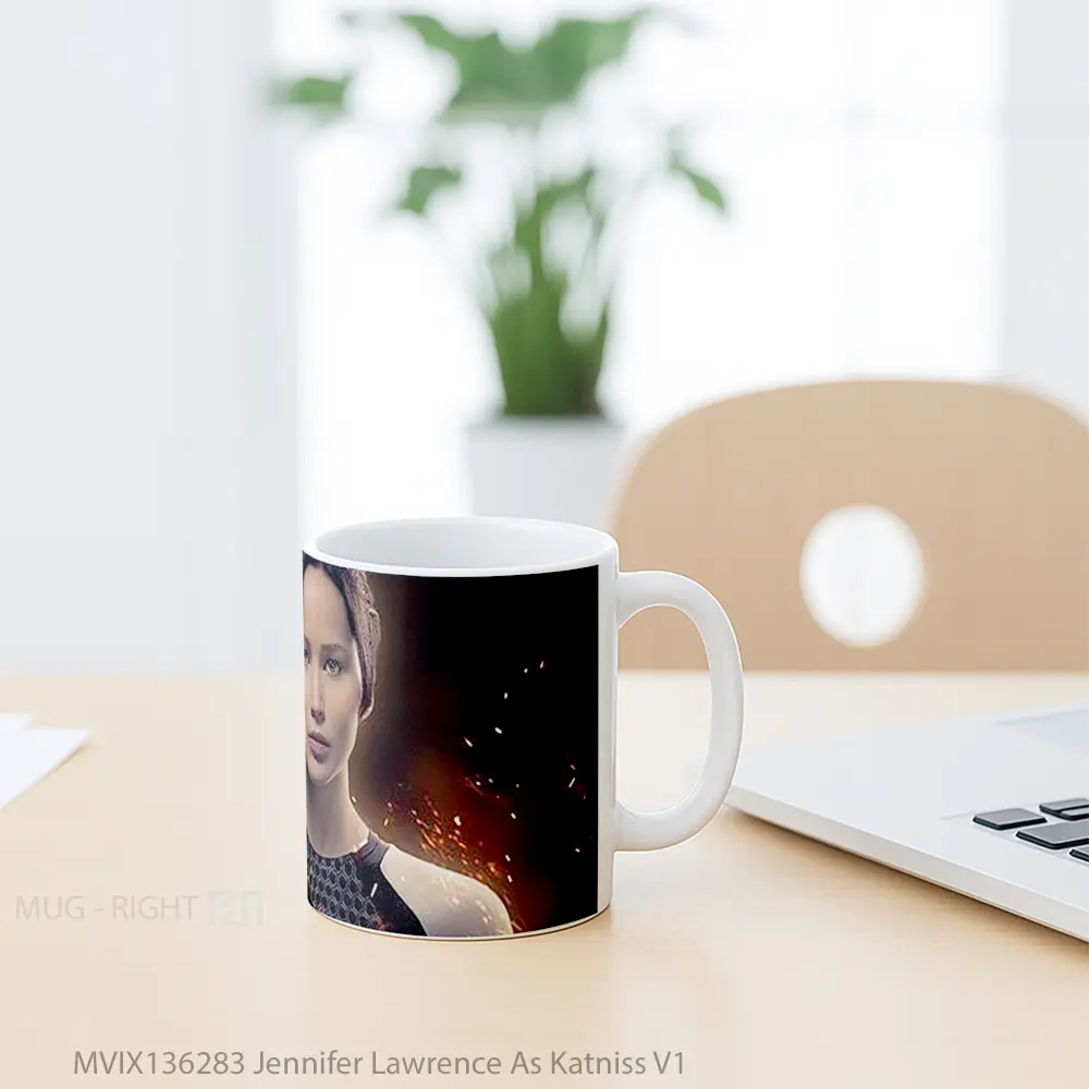 Mug Jennifer Lawrence As Katniss V1 Gelas Keramik Unik - All-side / Desain