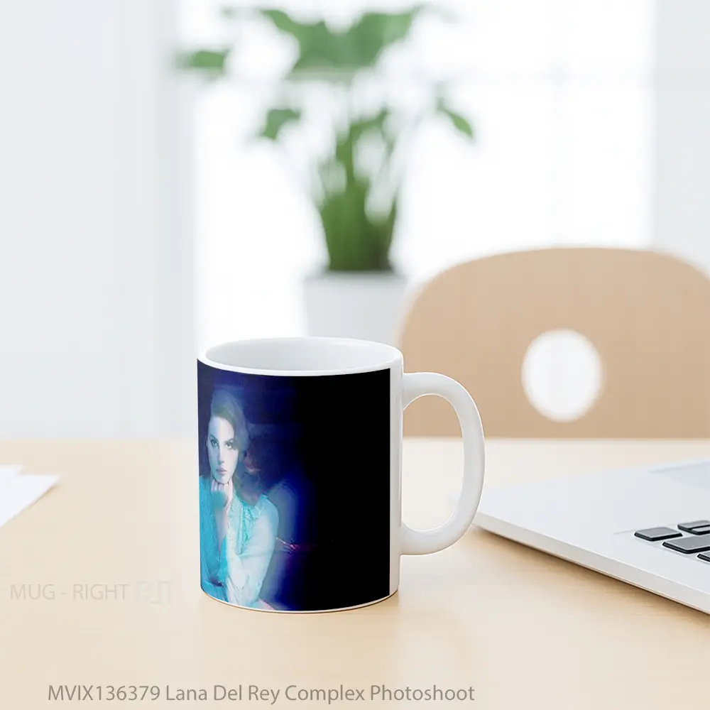 Mug Lana Del Rey Complex Photoshoot Gelas Keramik Unik - All-side / Desain