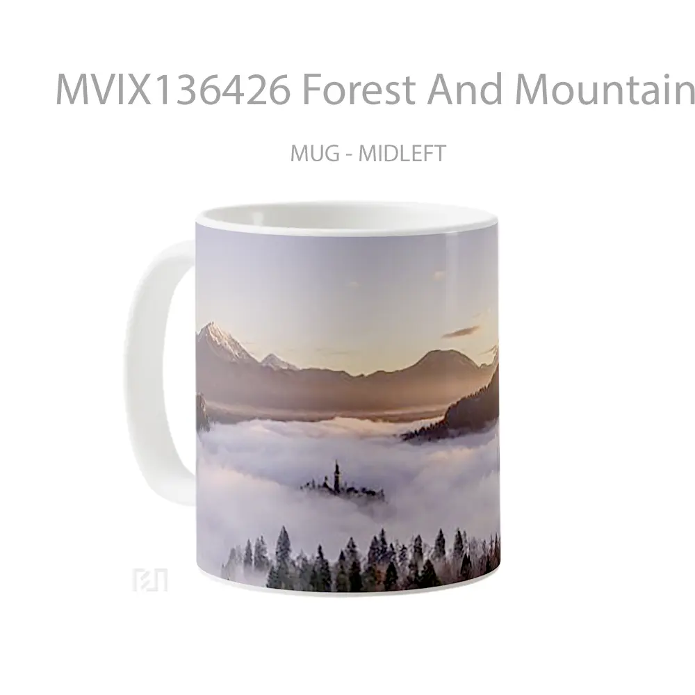 Mug Forest And Mountains Within Fog Gelas Pemandangan Alam - All-side / Desain