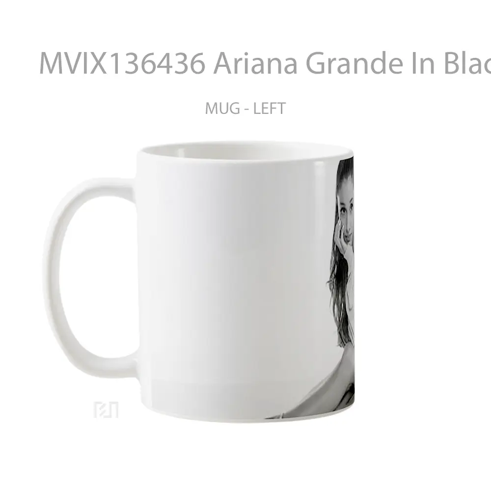 Mug Ariana Grande In Black And White Gelas Selebriti - All-side / Desain