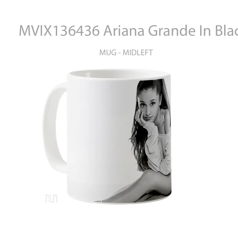Mug Ariana Grande In Black And White Gelas Selebriti - All-side / Desain