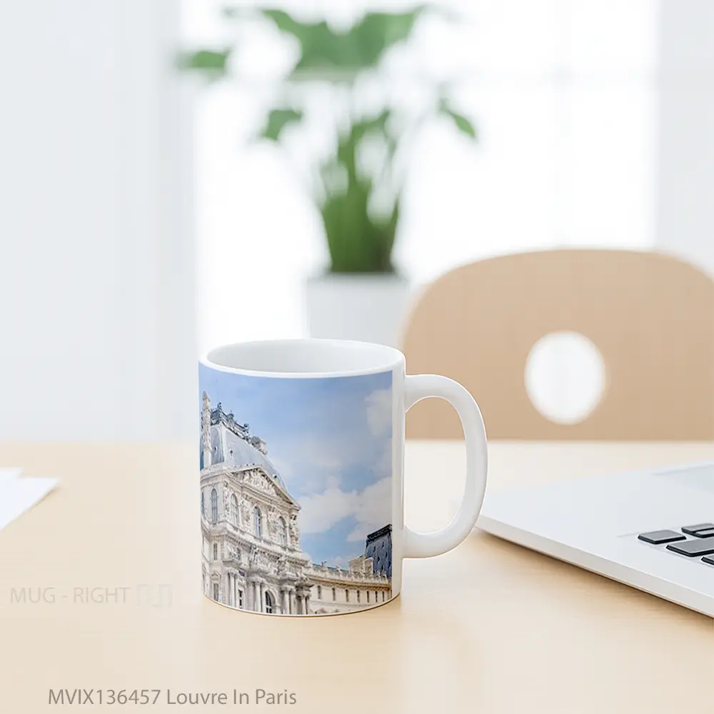 Mug Louvre In Paris Gelas Keramik Unik - All-side / Desain
