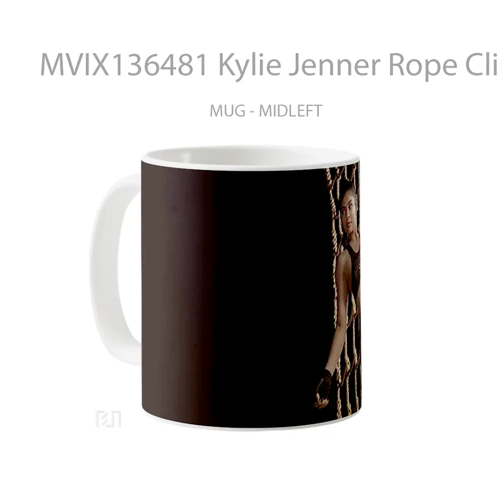 Mug Kylie Jenner Rope Climbing Gelas Selebriti - All-side / Desain
