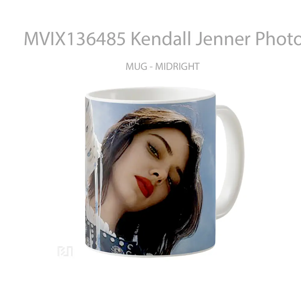Mug Kendall Jenner Photoshoot Gelas Selebriti - All-side / Desain