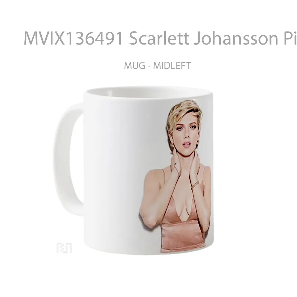 Mug Scarlett Johansson Pink Dress Gelas Selebriti - All-side / Desain
