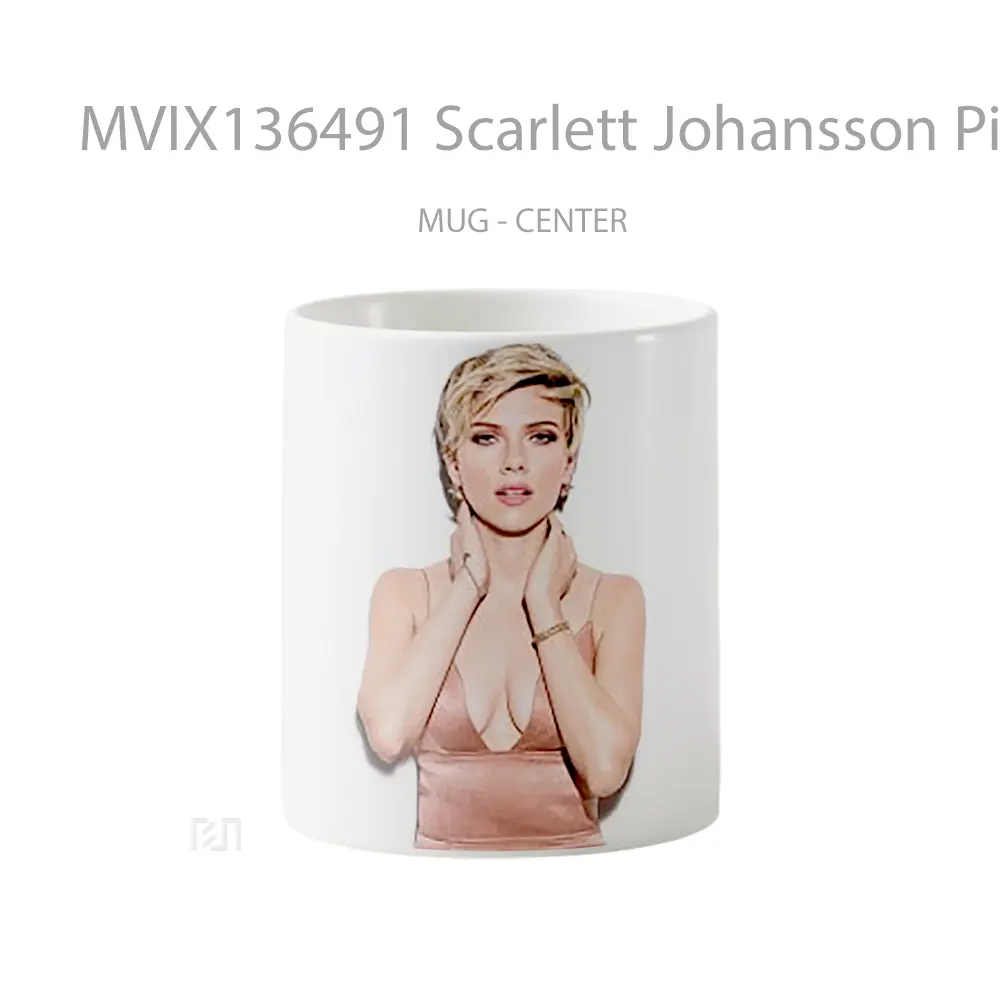 Mug Scarlett Johansson Pink Dress Gelas Selebriti